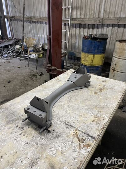 Передняя балка ваз 2106