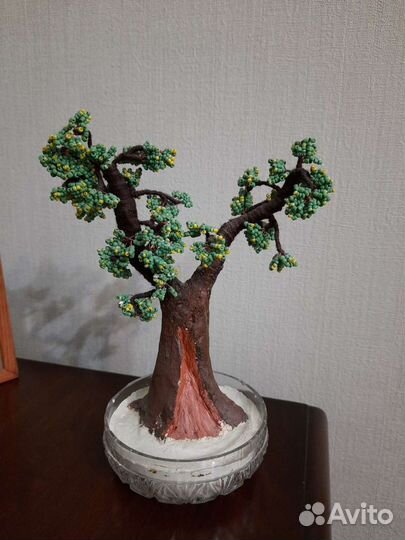 Дерево из бисера