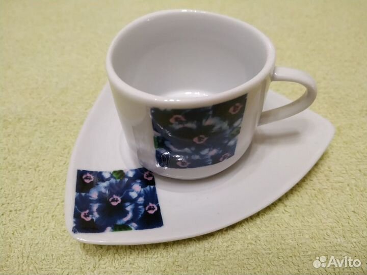 Набор кофейных чашек на подставке на 6 персон