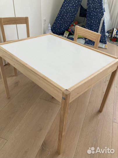 Детский стол и стулья IKEA