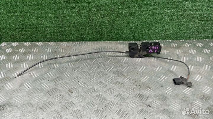 Замок капота Audi Q7