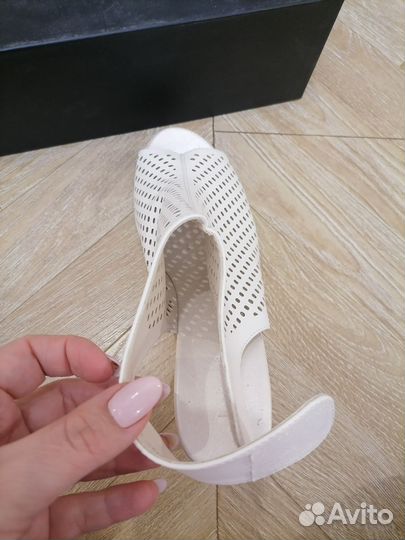 Сабо женские размер 39 белые