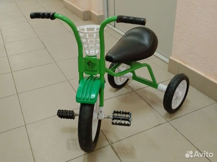 Велосипед трёхколёсный зубрёнок