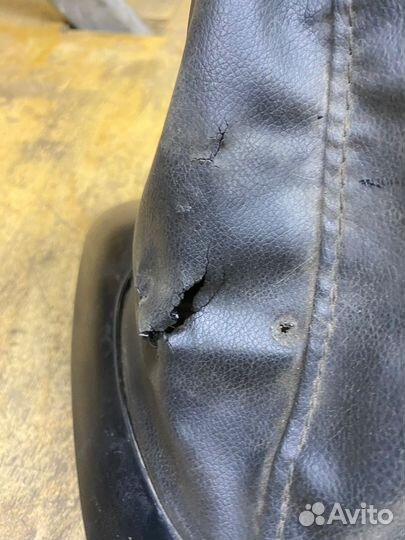 Накладка кулисы Ford Escort V рест 2 седан 1997