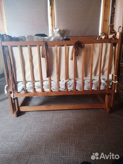 Кроватка детская