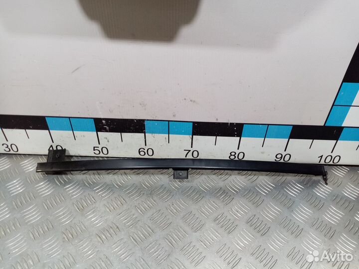 Б/У Накладка двери задней правой Honda Insi#001