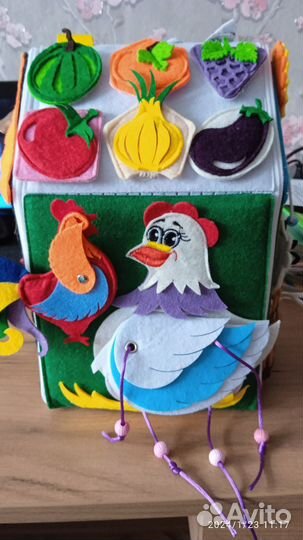 Бизиборд домик