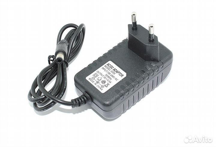 Блок питания 3V 0,5A 1.5W 5.5x2.5, в розетку