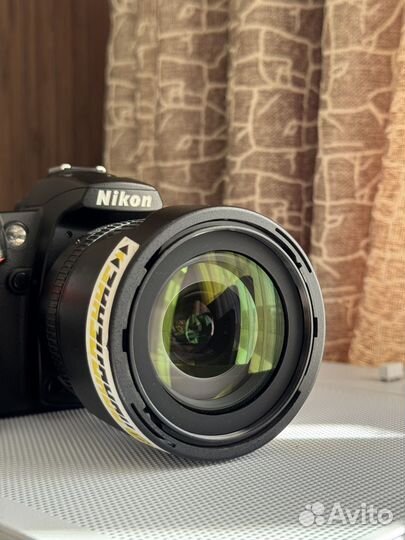 Зеркальный фотоаппарат Nikon D90 Kit 18-105 VR