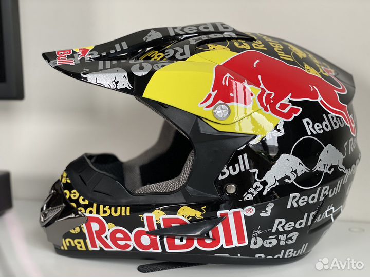 Шлем кроссовый Red Bull В наличии