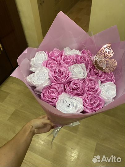 Букет из атласных лент