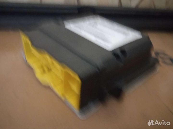 Эбу airbag chrysler 300C