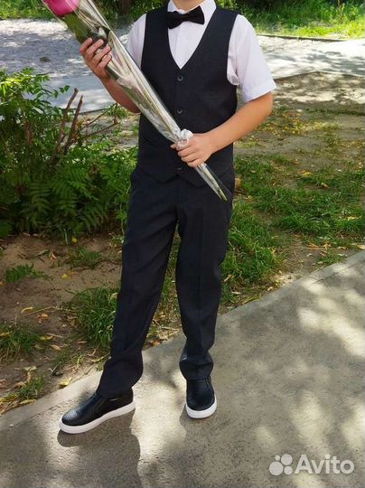 Костюм двойка жилет+брюки 134