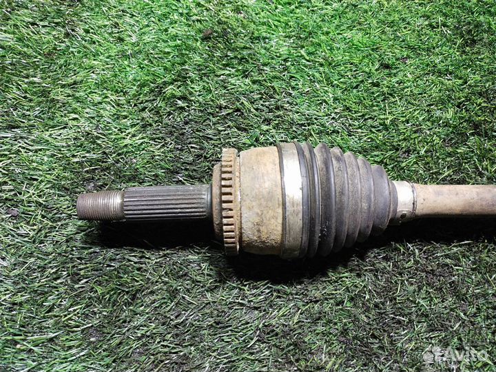 Полуось передняя левая Kia Rio 3 QB