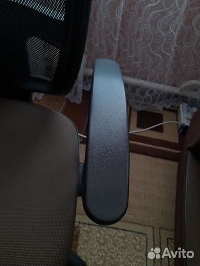 Компьютерное кресло