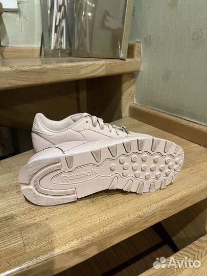 Кроссовки reebok женские