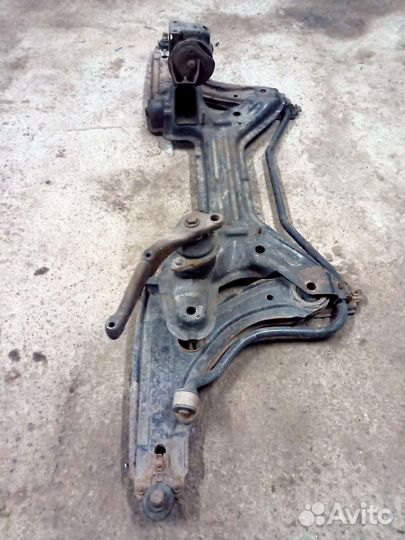 Подрамник Гольф 2