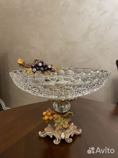 Хрустальная Конфетница на ножке