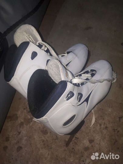 Коньки фигурные