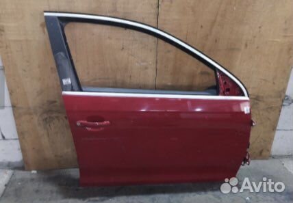 Дверь передняя правая Volkswagen Jetta 5