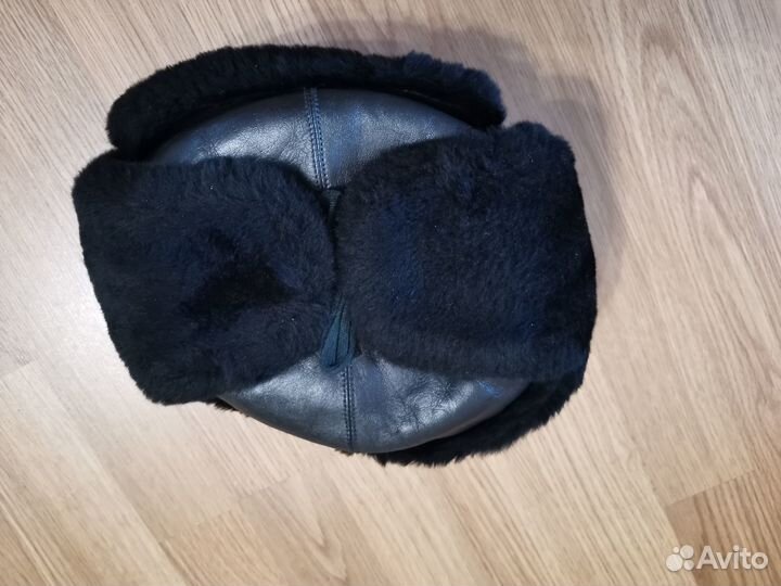 Продаю военную зимнюю кожаную шапку. Новая. Размер
