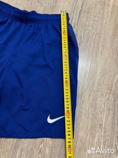 Футбольные шорты Nike Manchester United M