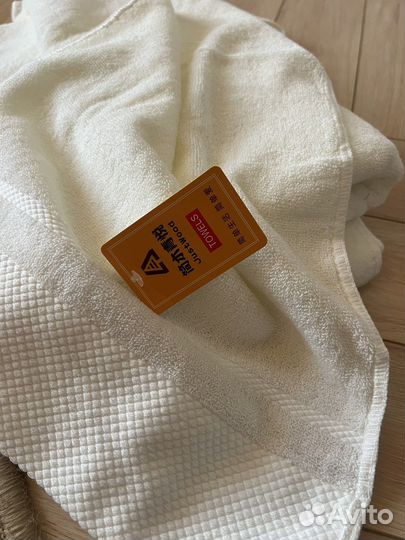 Махровые полотенца новые