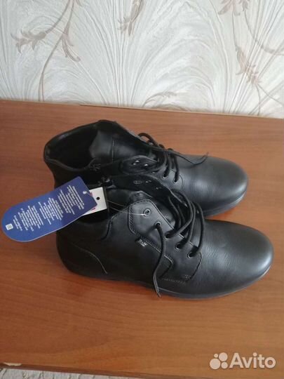 Ботинки мужские 43 размер новые