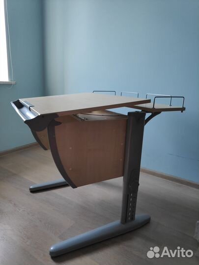 Растущая парта Деми и стул