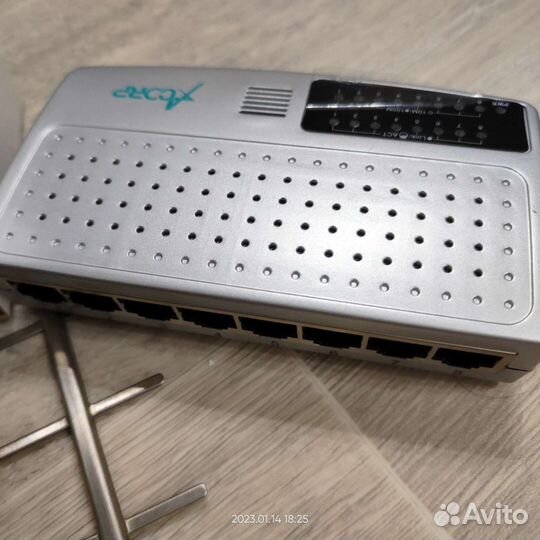 Антенна для wifi, коммутатор, провода