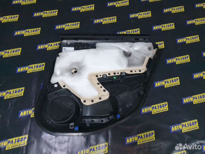 Обшивка задней левой двери Опель Астра J