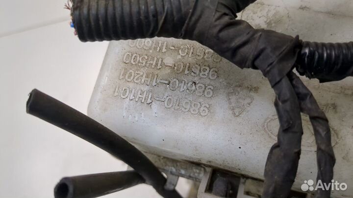 Бачок омывателя киа Ceed, 2010