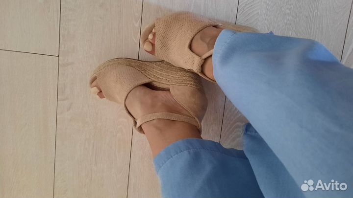 Комбинезон женский