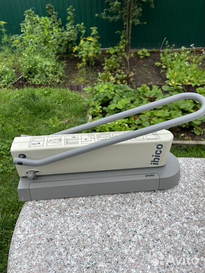 Брошюровщик ibico ibibaby (Швейцария)