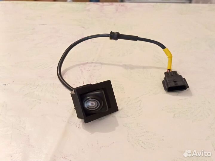 Камера заднего вида Лада Веста с динамической разм