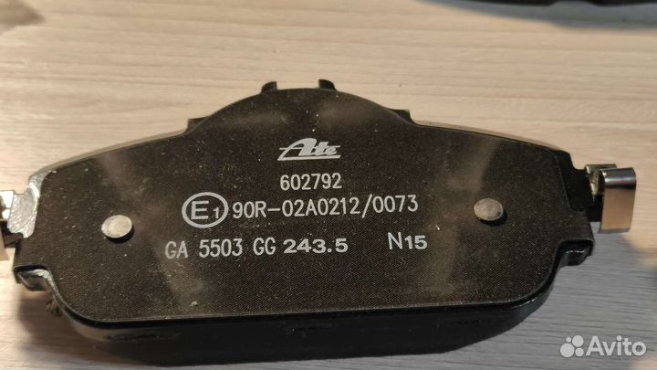 Колодки на mercedes w212