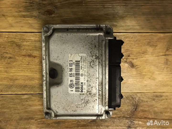 Блок управления двигателем Golf 4