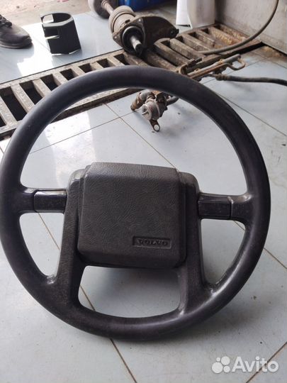 Руль на Volvo 940