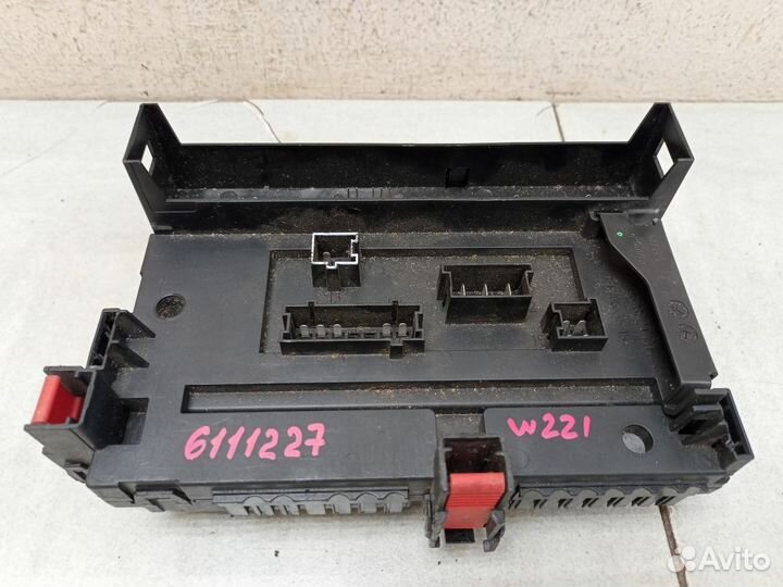 Блок предохранителей