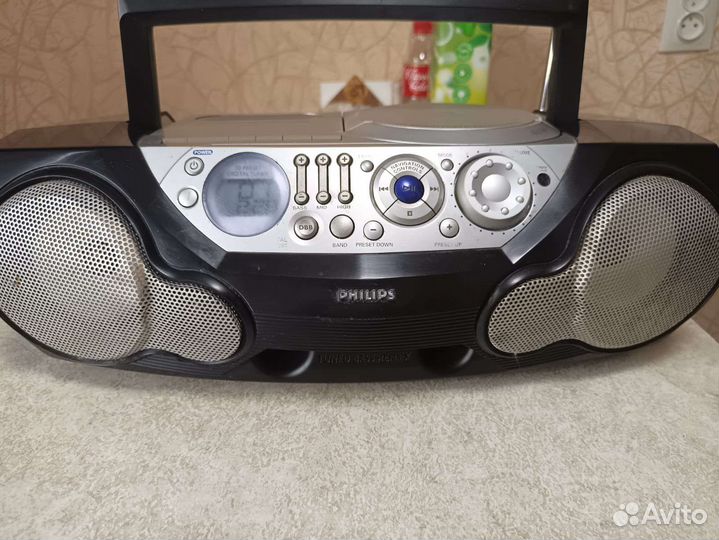 Магнитола Philips