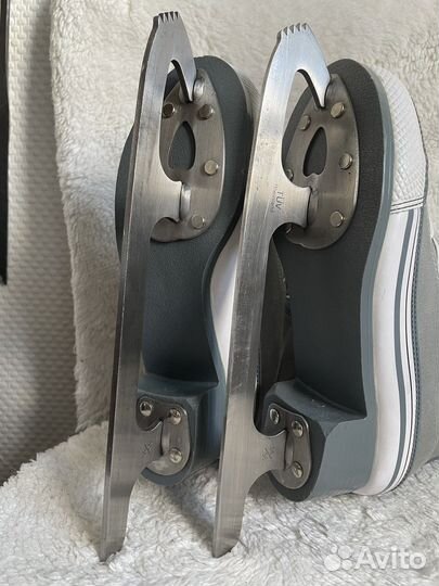 Коньки фигурные 35 36 размер