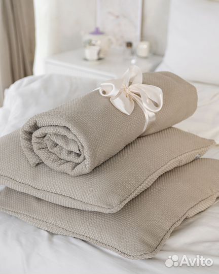 Покрывало-плед ламия сливочный новое