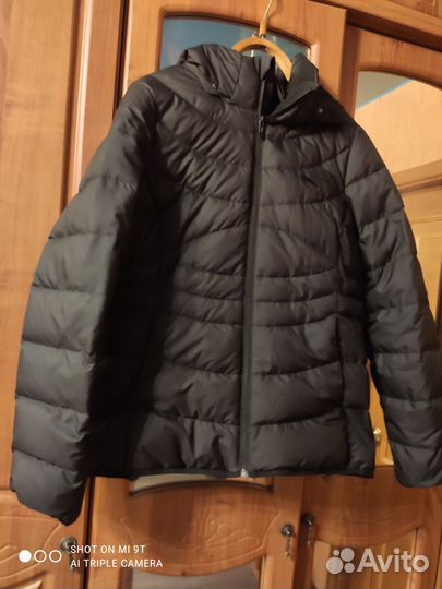 Пуховик женский короткий, приталенный