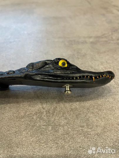 Ремень из кожи крокодила