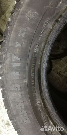 Continental ContiIceContact 235/65 R17