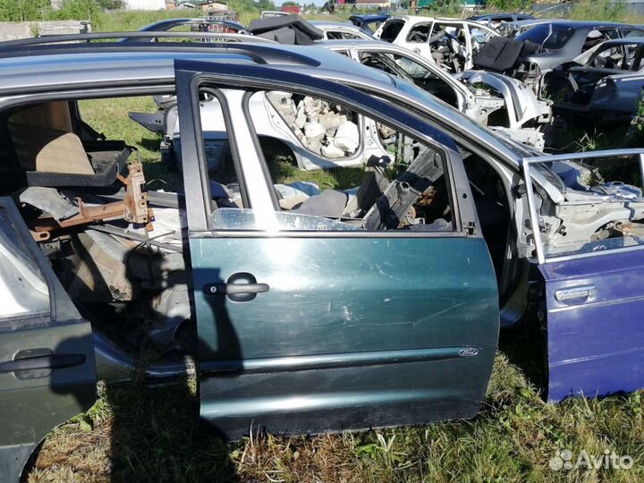 Дверь передняя правая Volkswagen Sharan Ford Galax