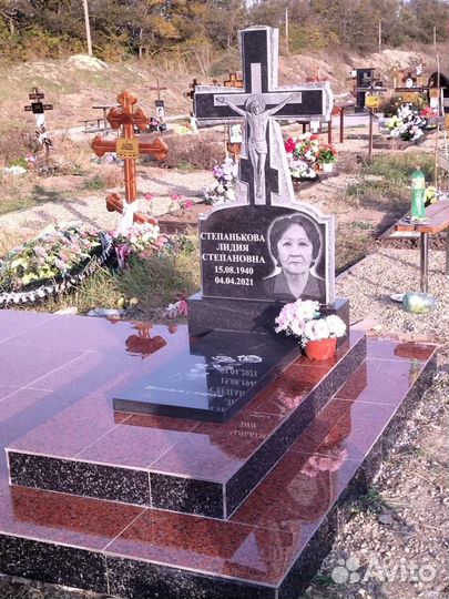 Памятники на могилу