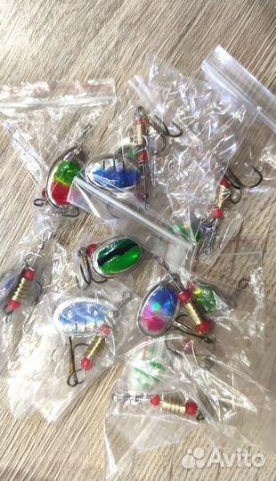 Воблеры приманки блесна и лески новые