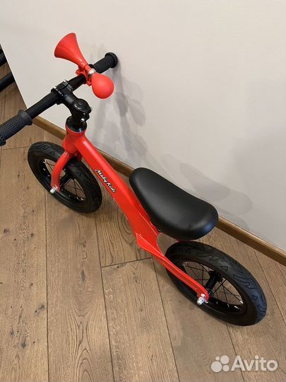 Беговел Moby Kids Phoenix