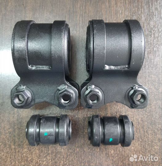 Сайлентблоки переднего рычага Ford Focus 2